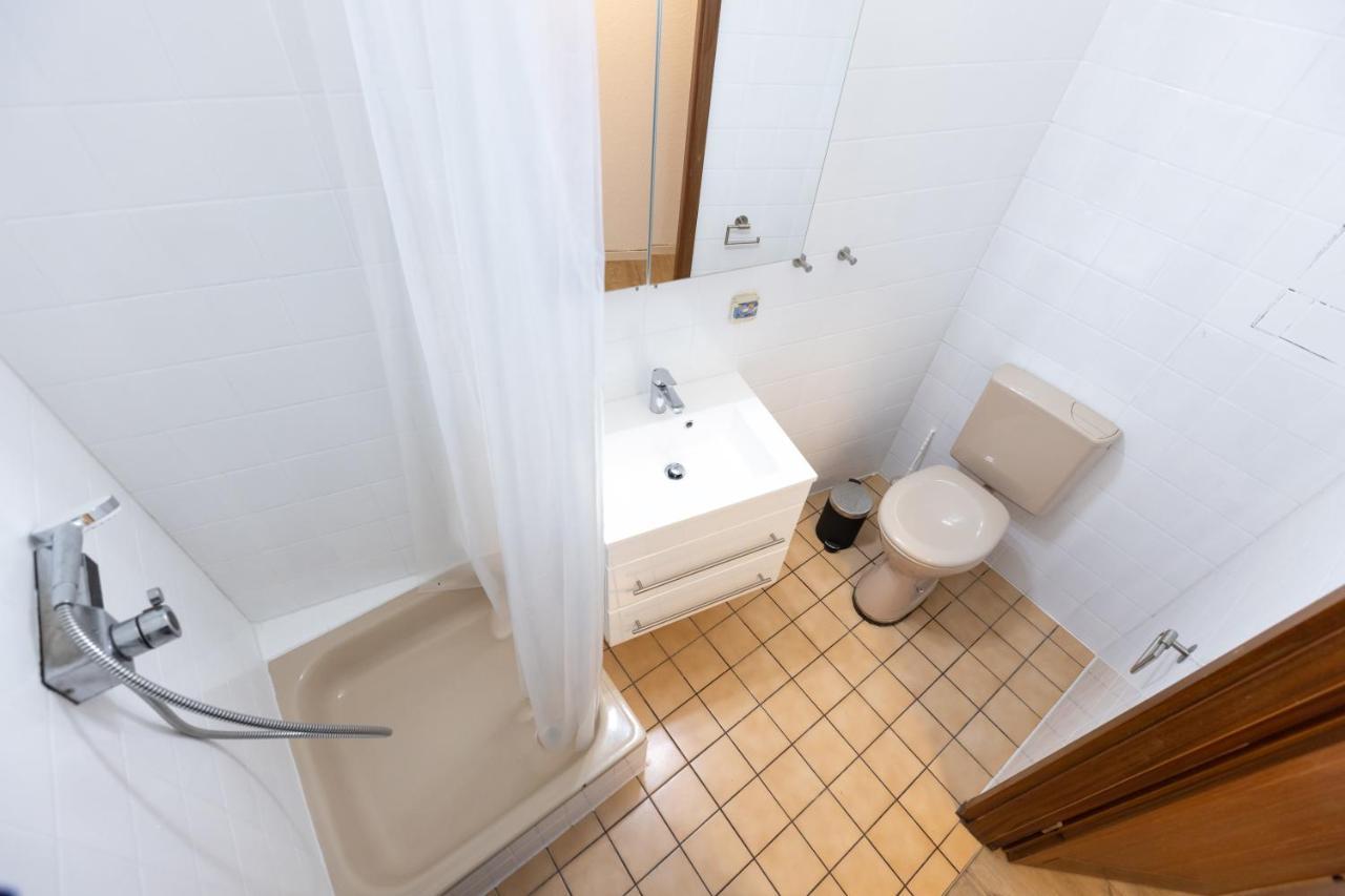 Modernes Apartment In Der Innenstadt Βίρτσμπουργκ Εξωτερικό φωτογραφία