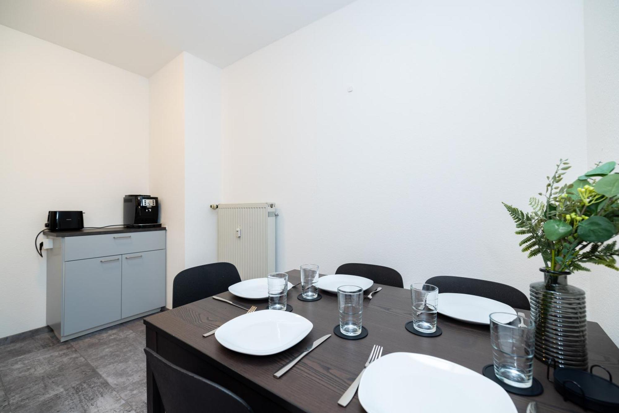 Modernes Apartment In Der Innenstadt Βίρτσμπουργκ Εξωτερικό φωτογραφία